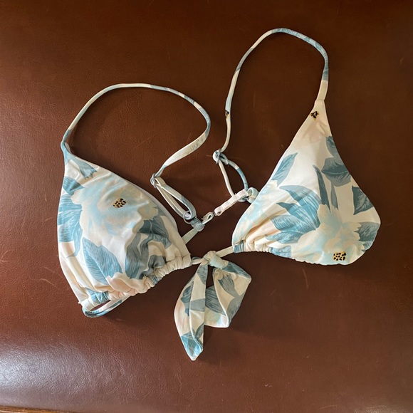 Billabong Swim Top and Bottom - Picture 4 of 7